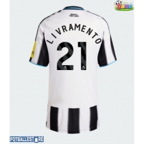 Newcastle United Tino Livramento #21 Hjemmedrakt Dame 2025-26 Kortermet